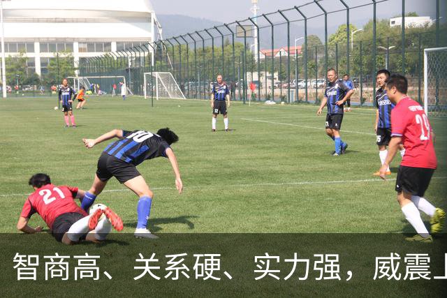 智商高、关系硬、实力强，威震上海滩的杜月笙敢跟张作霖硬碰硬么